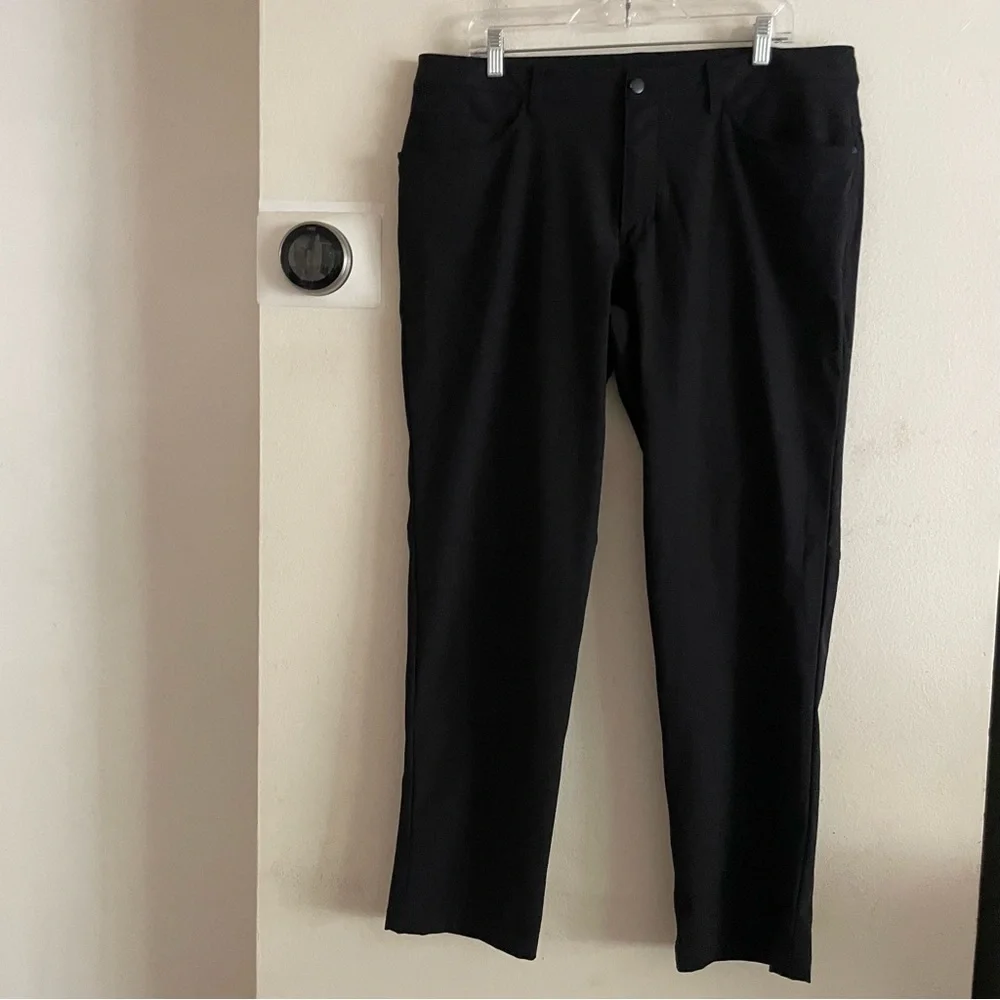 Lululemon ABC Classic Fit Men's Black Pants size 36